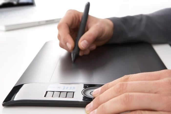 Intuos4 Medium in Use