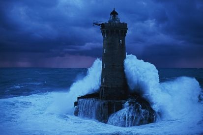 [Image: diff-lighthouse-wave_zpsae64d6da.jpg]