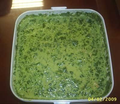 Masakan khas Sumatera Utara ini dikenal juga sebagai daun ubi tumbuk 