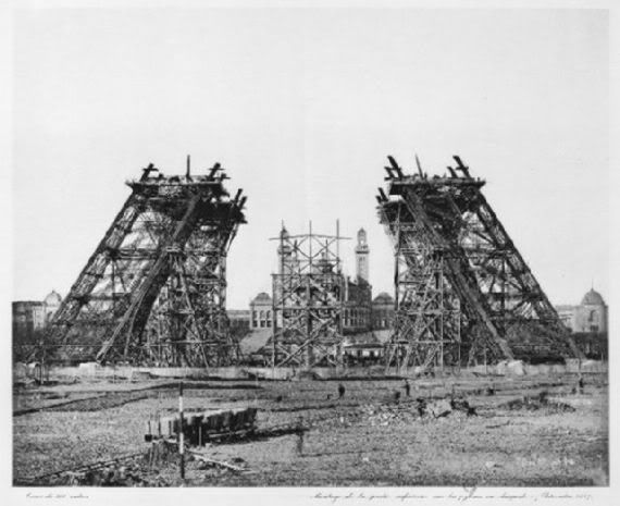 eiffel tower construction 11 [Gambar Menarik] Pembinaan Eiffel Tower