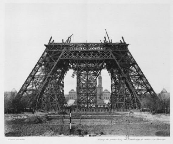 eiffel tower construction 13 [Gambar Menarik] Pembinaan Eiffel Tower