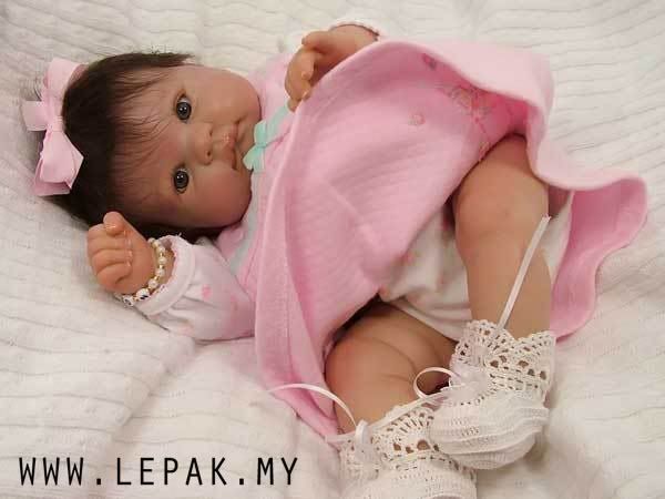 reborn dolls almost real babies 009 Gambar Menarik   Reborn Dolls   Patung Bayi Nampak Real 