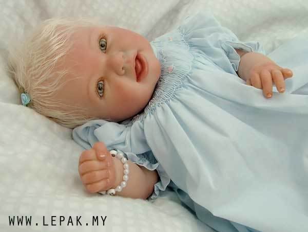 reborn dolls almost real babies 013 Gambar Menarik   Reborn Dolls   Patung Bayi Nampak Real 