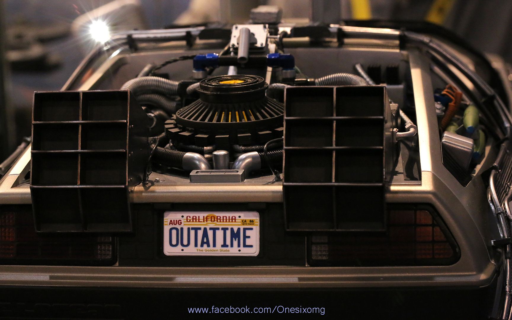 hot toys delorean reissue